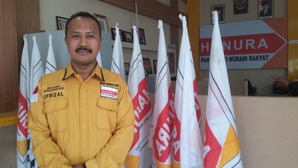 Agus Widayat Nyatakan Maju Pilgub Riau 2018